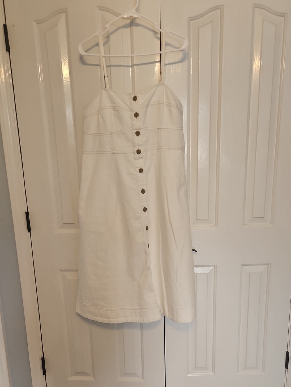 NWOT Univeral Thread White Denim Button-Front Midi Dress